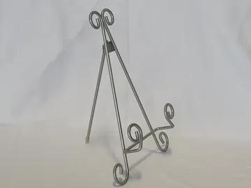 Silver Metal Easel Available in Thirteen Inch Size